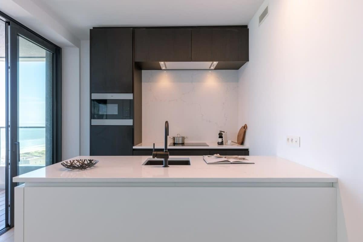 Huswell - Stunning Apartment With Breathtaking Views Oostende Eksteriør bilde