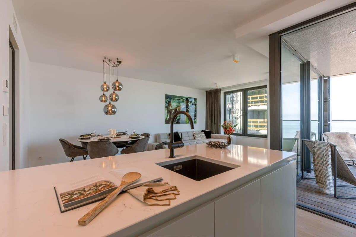 Huswell - Stunning Apartment With Breathtaking Views Oostende Eksteriør bilde